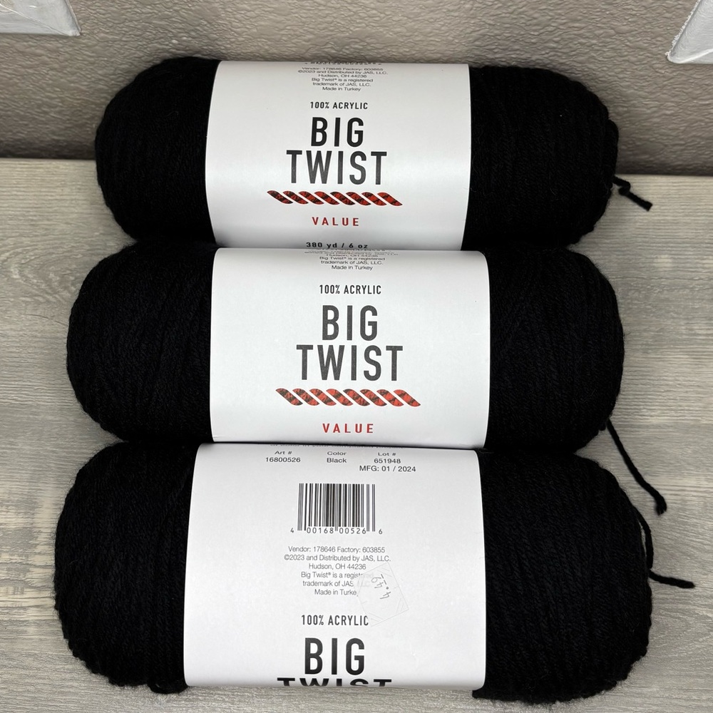 Big Twist Value Yarn - Black